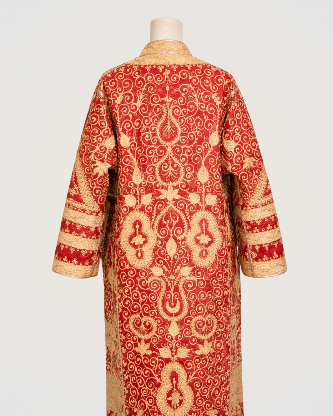 Aghabānī Kaftan