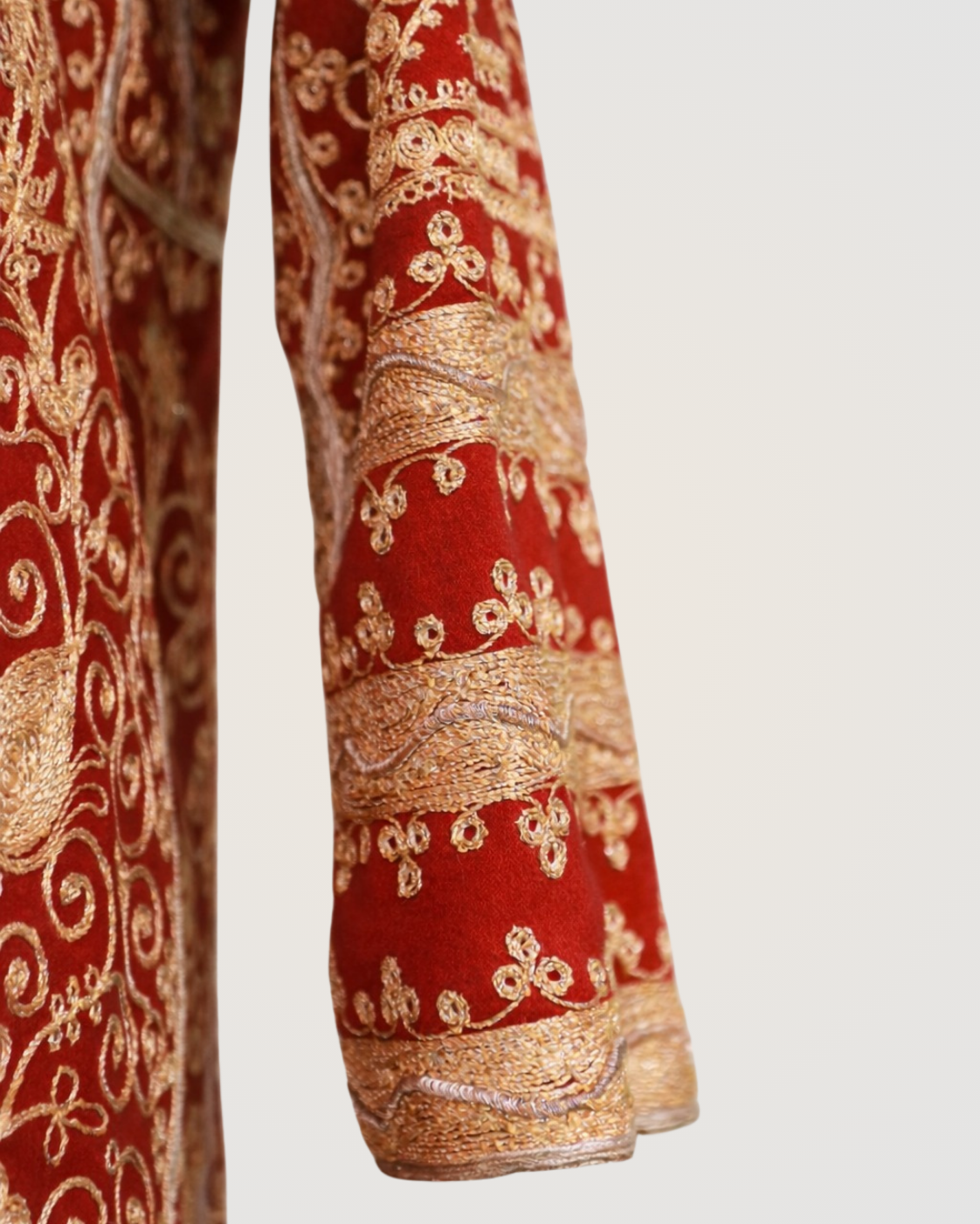 Aghabānī Kaftan