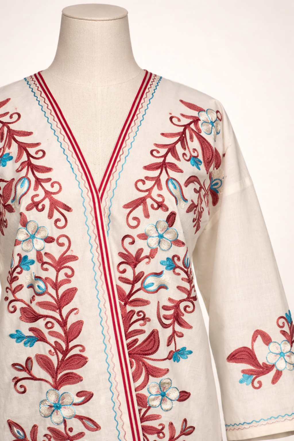 Floral White Aghabānī Abaya